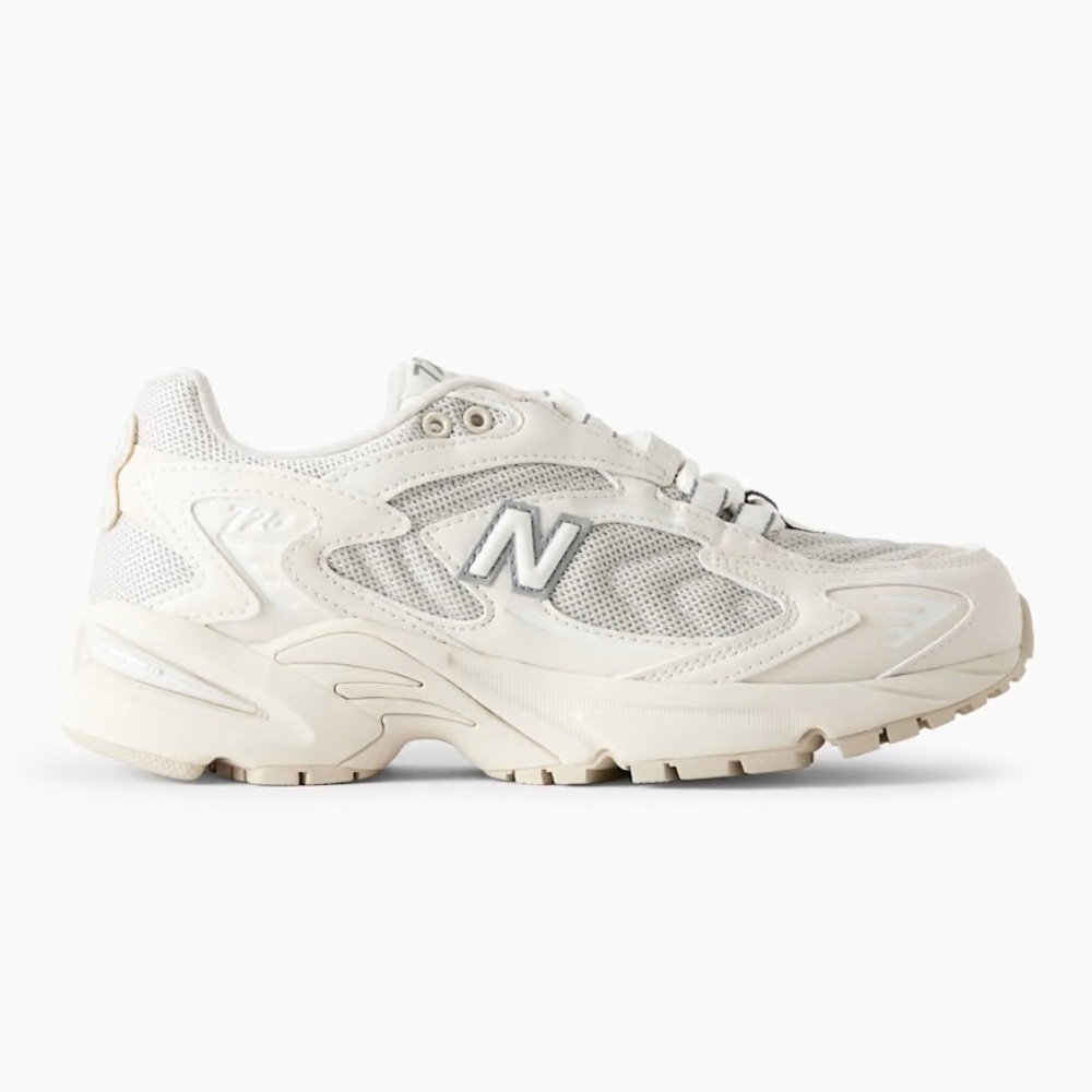 New Balance 725 sneaker